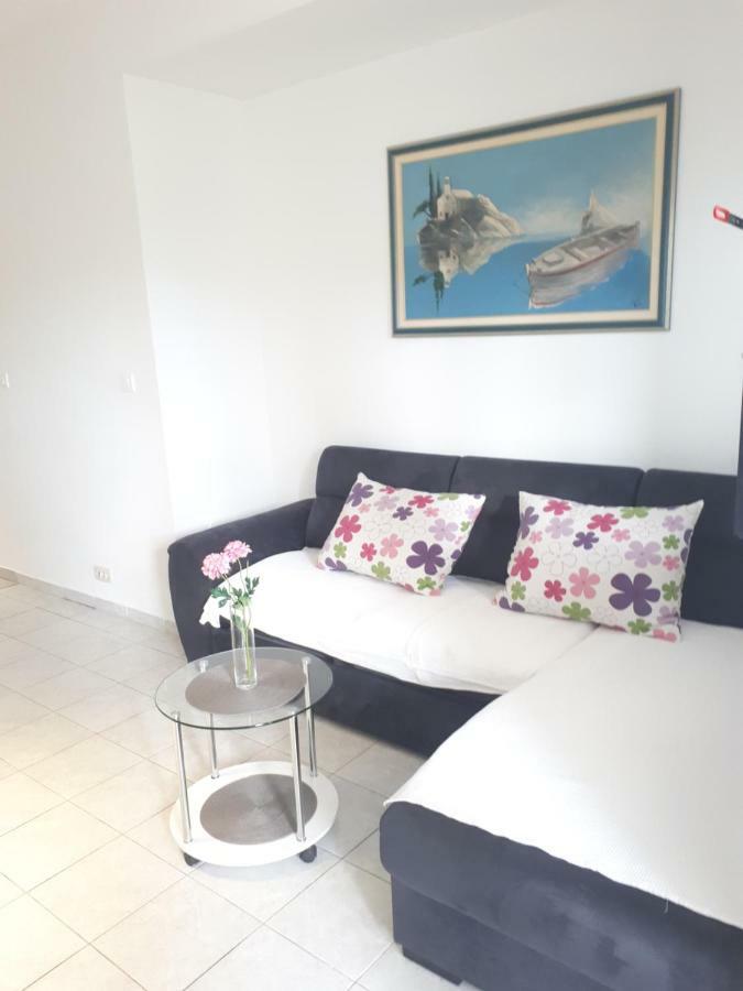 Apartments Ivano Сплит Екстериор снимка